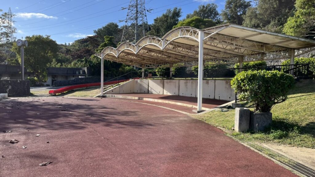 浦添大公園の小さな舞台