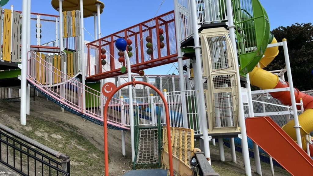 ガジュマルラビリンスの内部構造