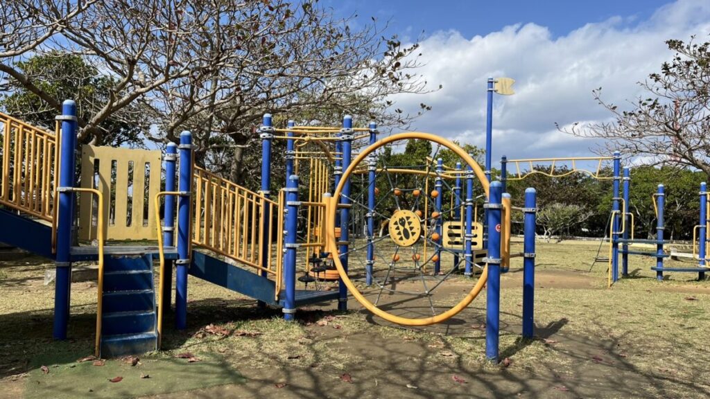 豊見城総合公園 滑り台