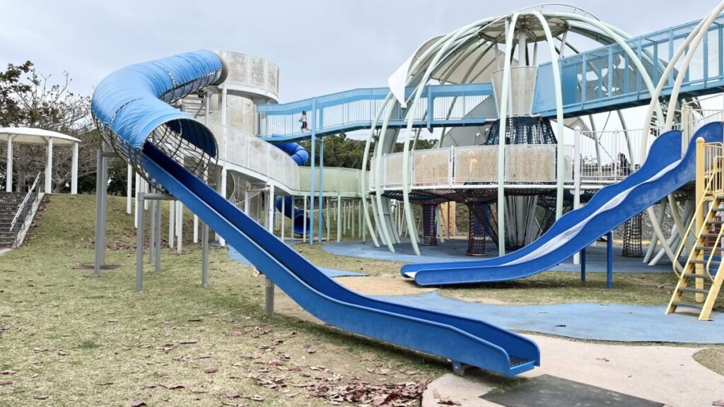 平和記念公園 ロング滑り台