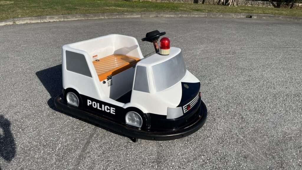 コイン遊具とゴーカート