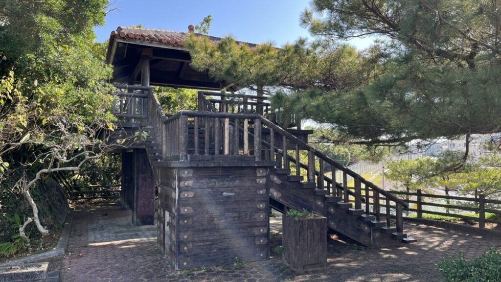 佐真下公園 休憩ベンチ